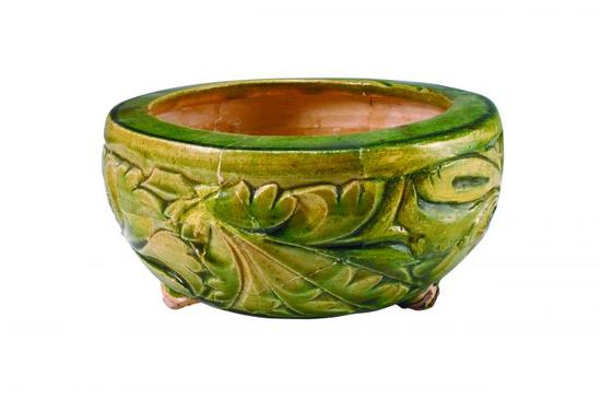 图1 南宋吉州窑绿釉刻划花卉纹三乳足炉