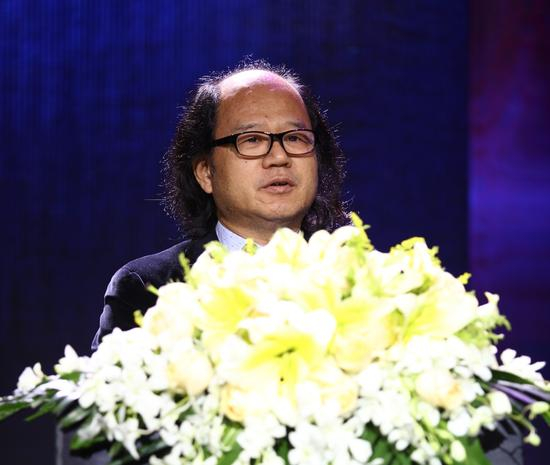 中国国家画院副院长张晓凌在开幕式上致辞