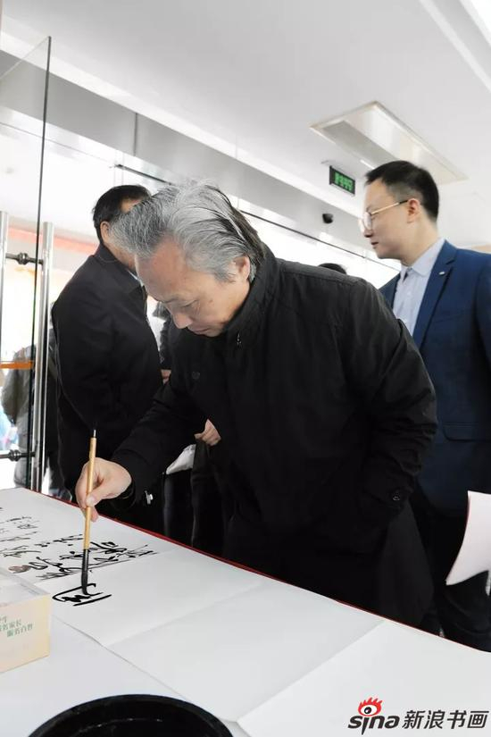 苏州市美术家协会名誉主席周矩敏先生