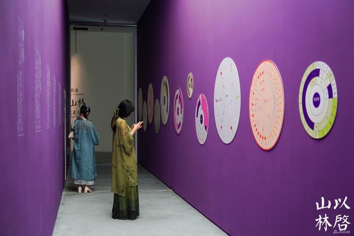 “文明的传承:以启山林--百年巨匠艺术大展”现场