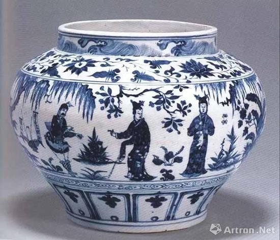 元青花百花亭人物图大罐 高26.2厘米 直径34.4厘米