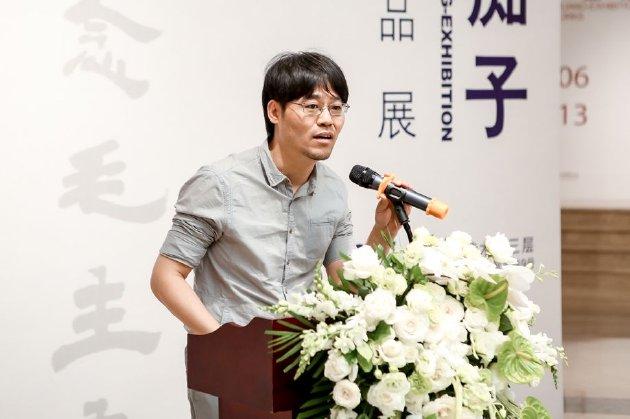 炎黄痴子——黄胄作品展开幕式现场 炎黄艺术馆馆员赵楷致辞