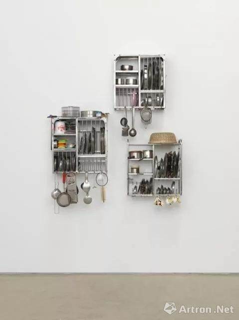 Subodh Gupta’s My Family Portrait （2013） 　　201505071700332751.jpg