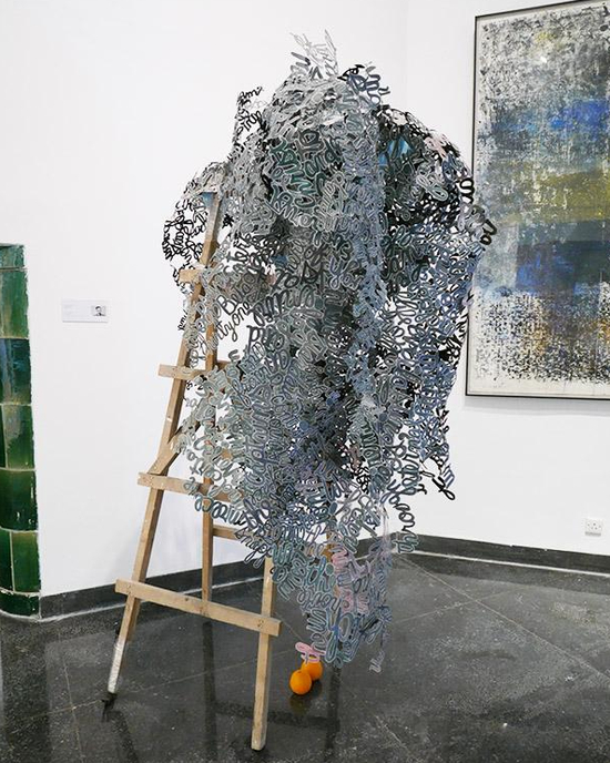 马克·福克斯 Mark Fox 《无题》，木制雕塑，2018年