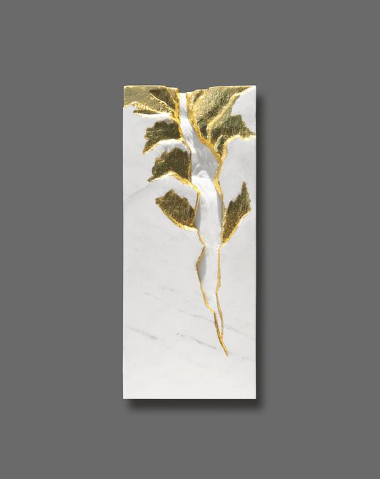 金石山水1 汉白玉 金箔 50x200x5cm 2015.7
