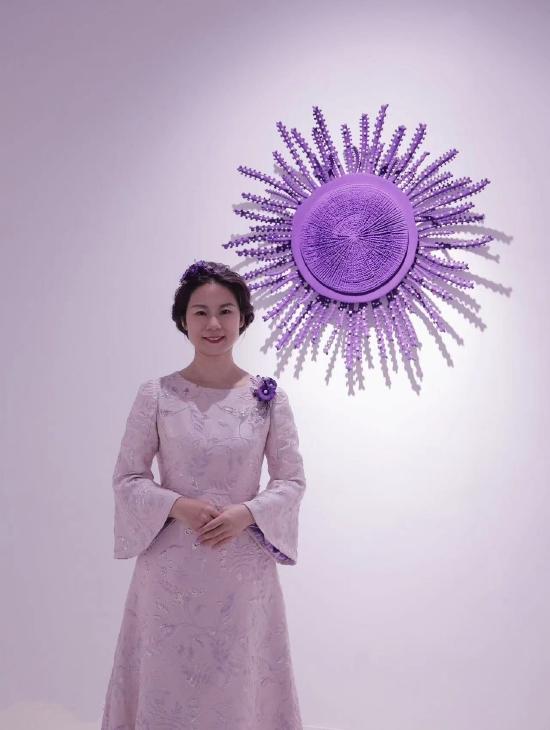 曹雅薇个展“紫色星球”在白洞画廊开幕