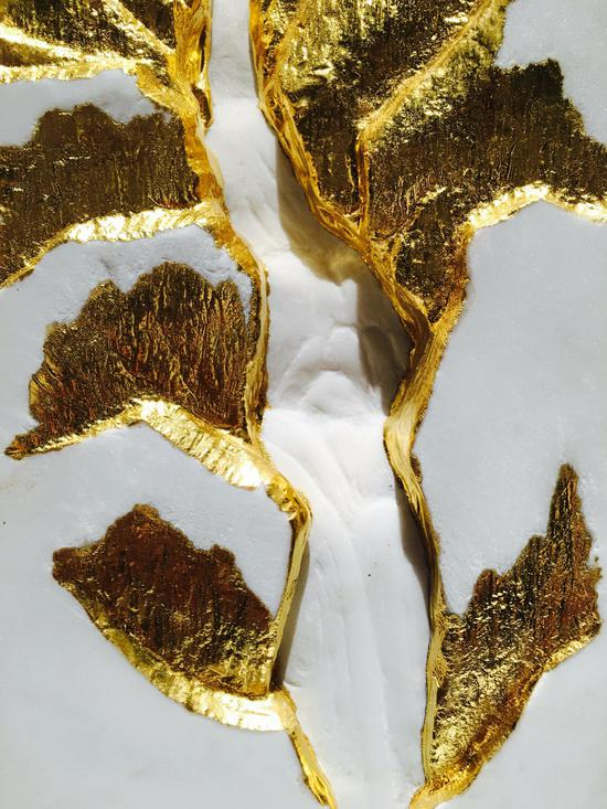 5.3：金石山水局部 汉白玉 金箔