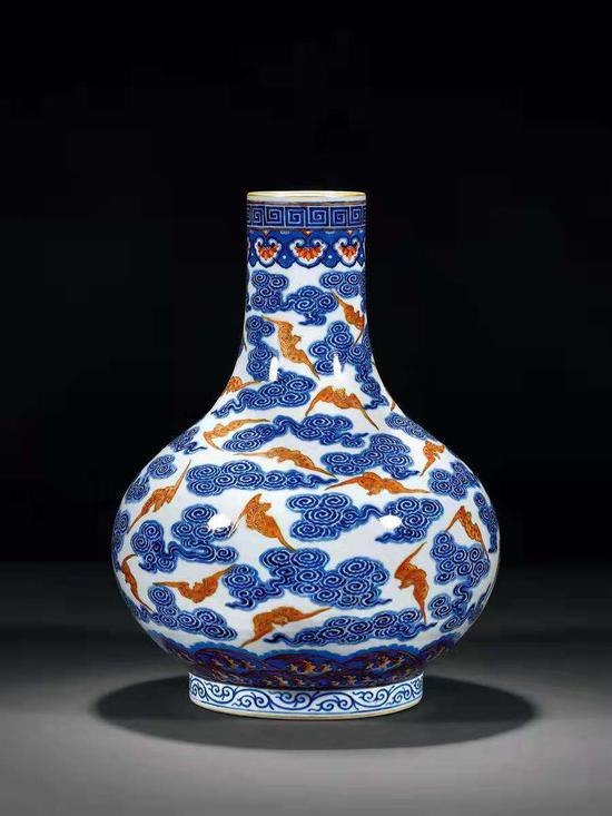 清宣统青花矾红彩描金云蝠纹荸荠瓶60.95万成交_手机新浪网