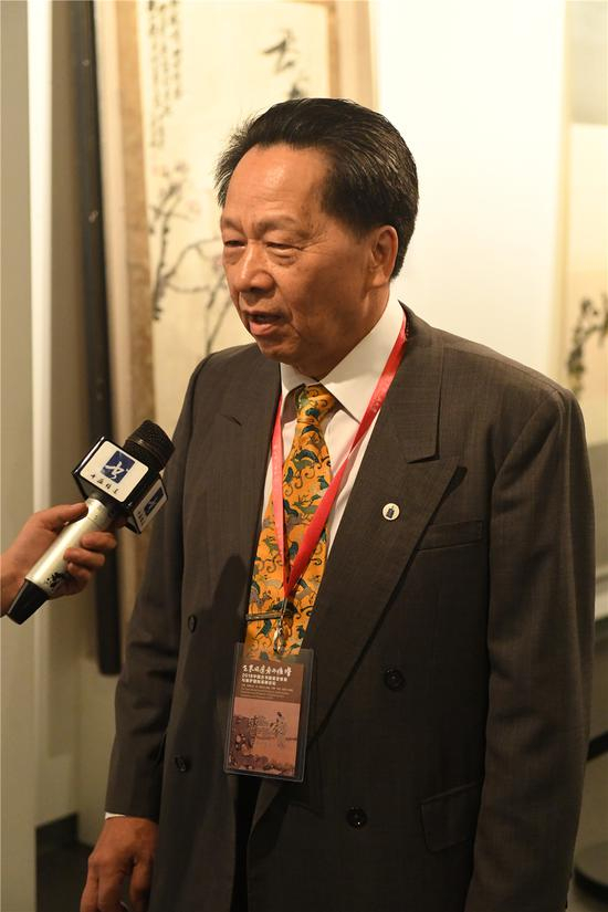 台北“故宫博物院”研究员赖永贰 1