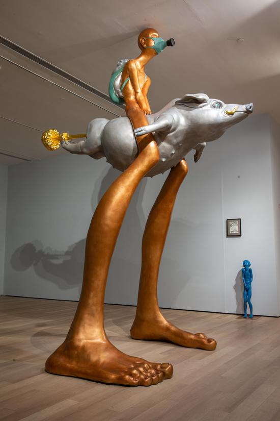 在远方 420X225X300CM 铜着色 