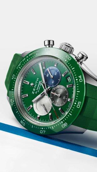 ZENITH真力时CHRONOMASTER Sport腕表绿色款以镌刻有十分之一秒刻度的绿色陶瓷表圈呼应绿色漆面表盘诠释撞色美学
