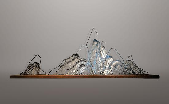 远山图 不锈钢 2.2米 2016.8