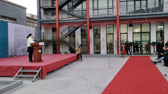 张雄艺术网北京站负责人祝方芳致辞