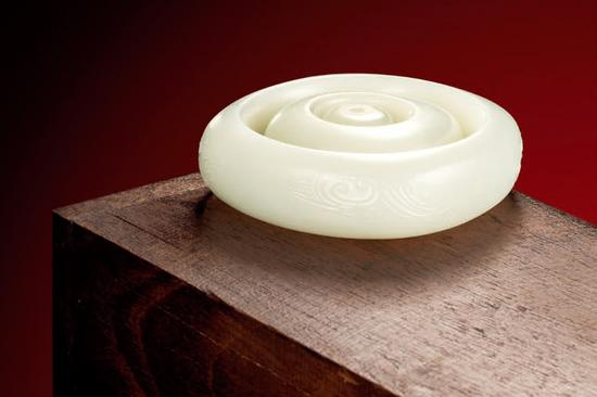 庞然心手相连之和合