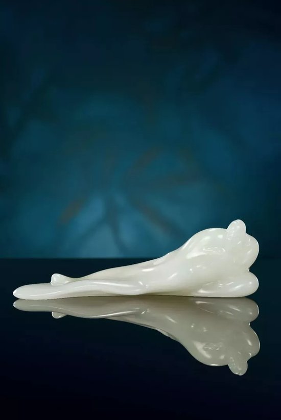 2017《大玩家》 　　中国玉石雕刻大师 樊军民 　　和田玉籽料太白笔架