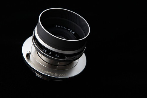 福伦达40mm f/2.8 Heliar镜头实物图