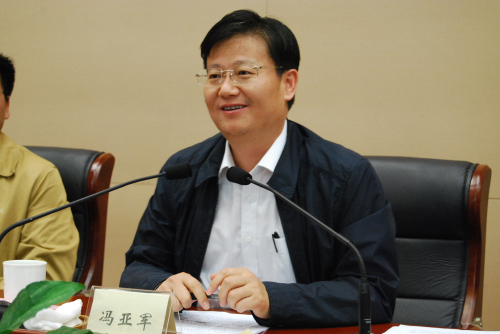 原南京市委常委、建邺区委书记冯亚军。