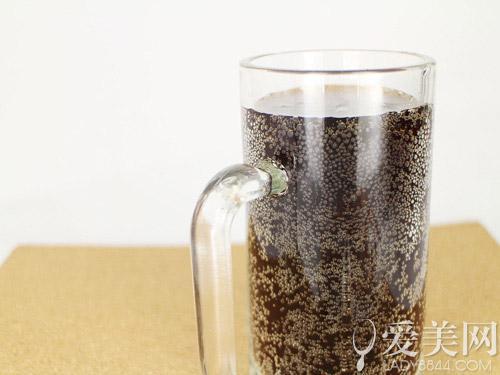  豆浆是高钙食品？盘点那些坑过你的补钙误区 