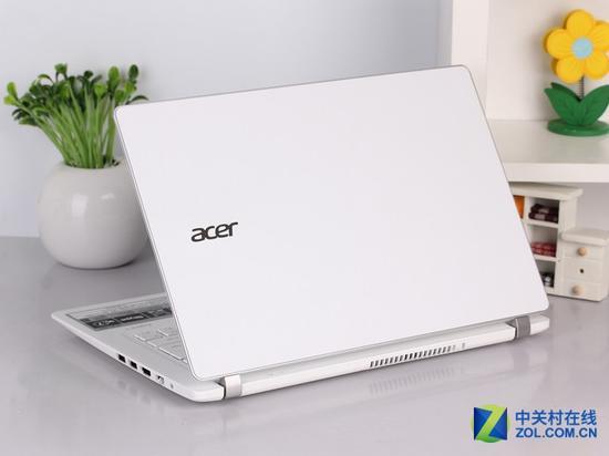 Acer V3-371 外观图 