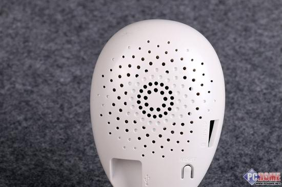 背部扬声器