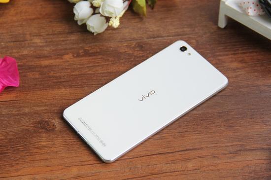 双2.5D机身/眼球识别 vivo X5Pro评测
