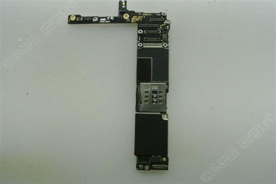 网友手动把iPhone 6 Plus从16GB升级到128GB_手机新浪网