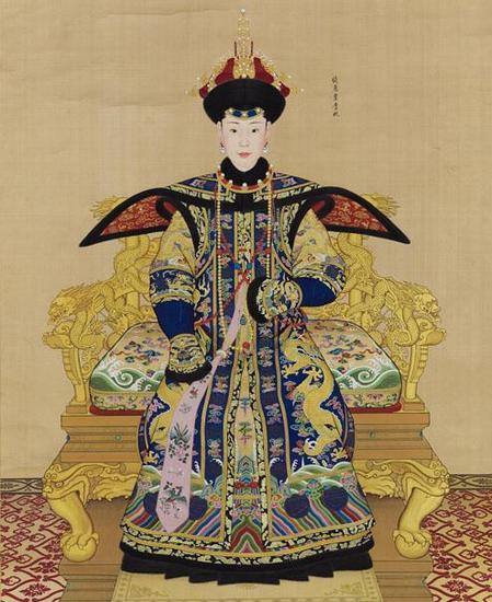 清 郎世宁《纯惠皇贵妃朝服像》