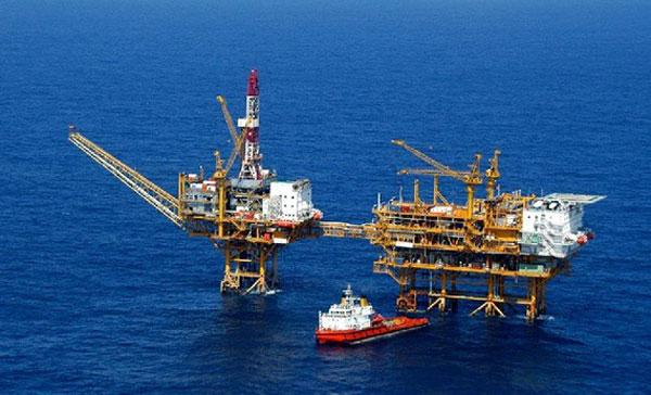 资料图：中国在东海海域建成的钻井平台