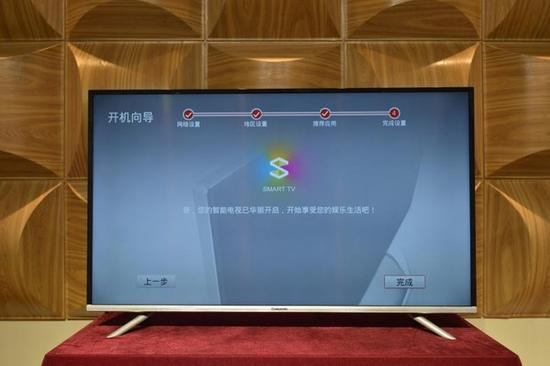 设置完成后我们就能来一起体验最新的长虹49U3C电视啦！