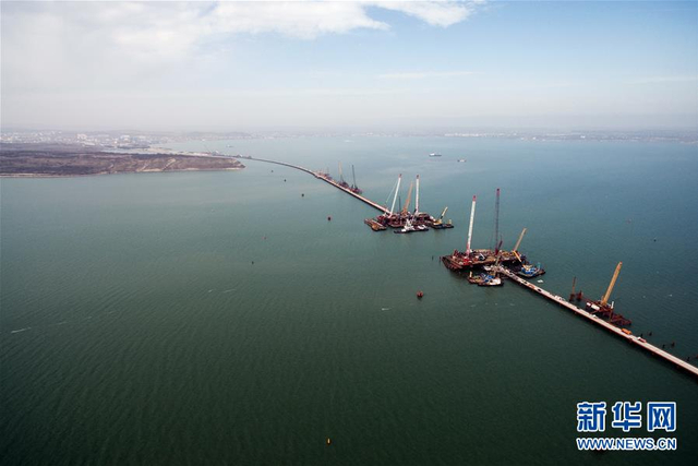 建设中的刻赤海峡跨海大桥