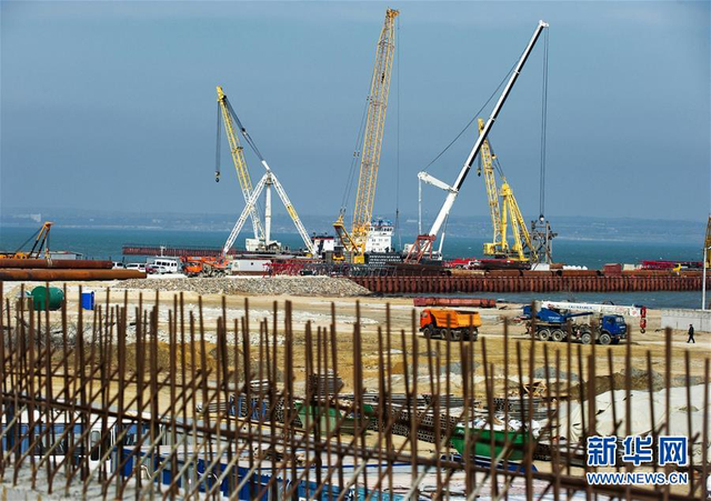 建设中的刻赤海峡跨海大桥