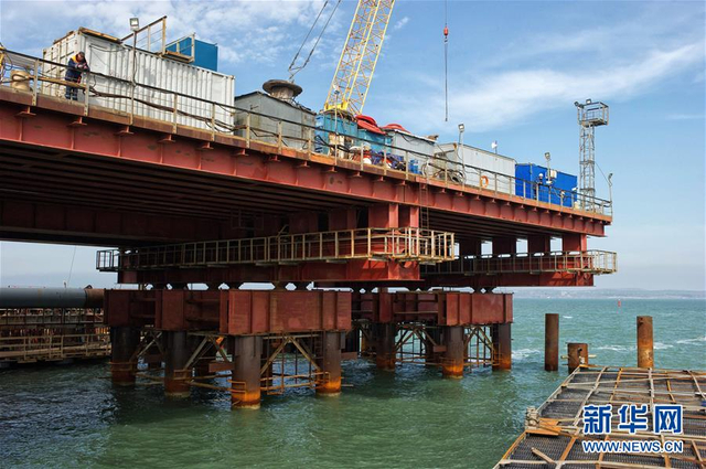 建设中的刻赤海峡跨海大桥