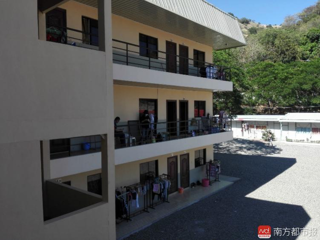 团伙2年坑骗6亿 数十公斤黄金藏床底