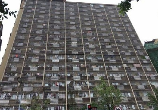 重庆现“巧克力”楼 网友调侃称好想尝一口