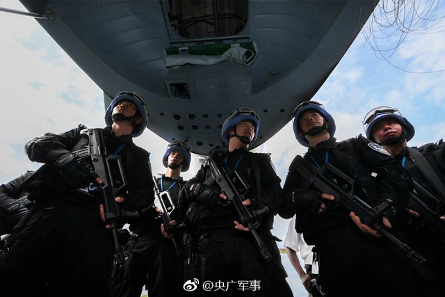 燃动！直击中国维和警察直升机战术联合训练现场