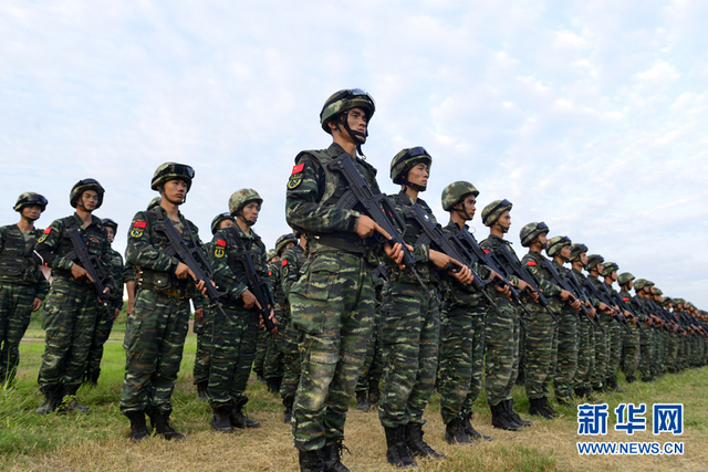 湖北武警百余特战高手比武场上演巅峰对决