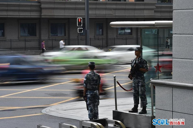 空军警卫连的一天：揭秘钢铁哨兵如何炼成