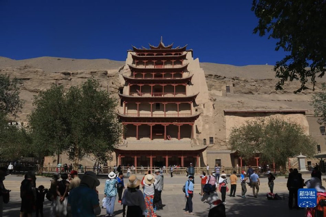 甘肃敦煌旅游“热”_新浪图片