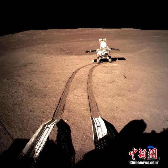 玉兔二号全身照曝光