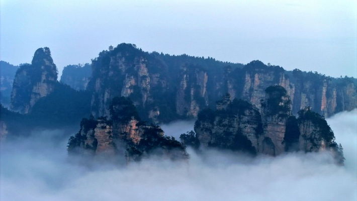 湖南张家界国家森林公园云海翻涌