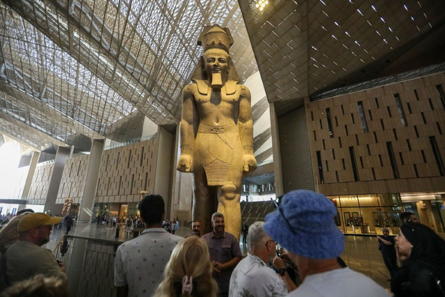 大埃及博物馆向公众开放