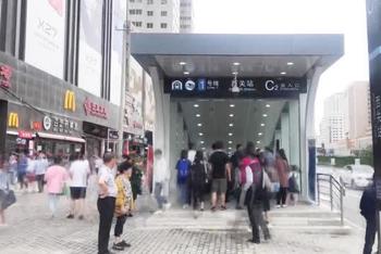 国内首条下穿黄河地铁开通