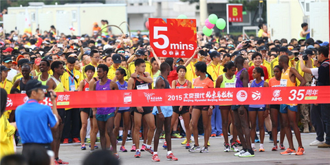 新浪现场直击北马