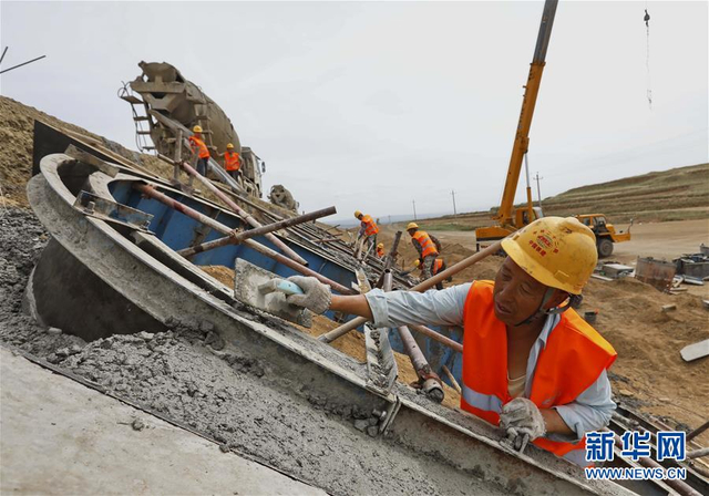 大张高铁河北段建设有序推进