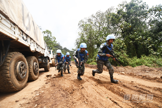 维和工兵防卫演练模拟战场环境