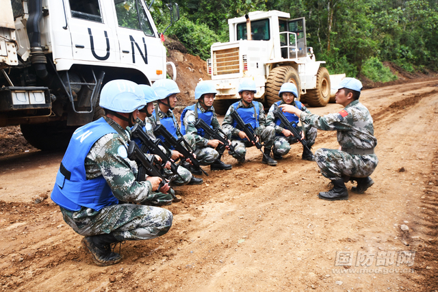 维和工兵防卫演练模拟战场环境