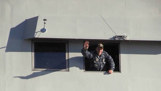 055加油！美朱姆沃尔特大驱二号舰进行首次海试