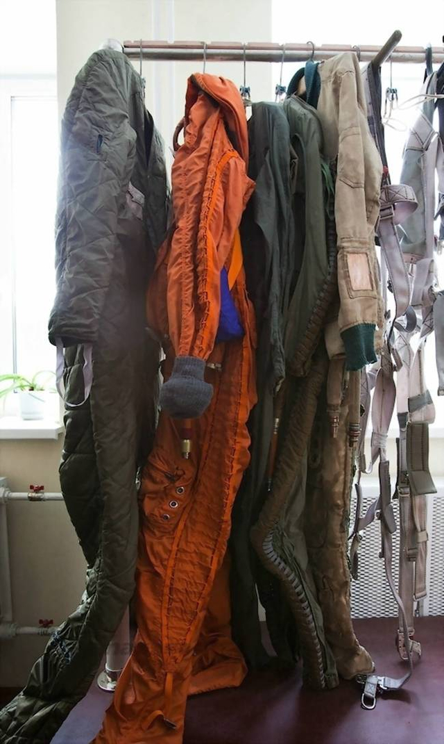 谁是土豪谁贫困一目了然!中美俄日越空军基地比教