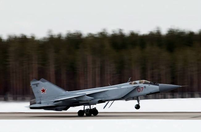 谁是土豪谁贫困一目了然!中美俄日越空军基地比教