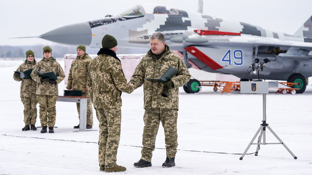 乌克兰接受一批新武器 能和俄罗斯一较高下？